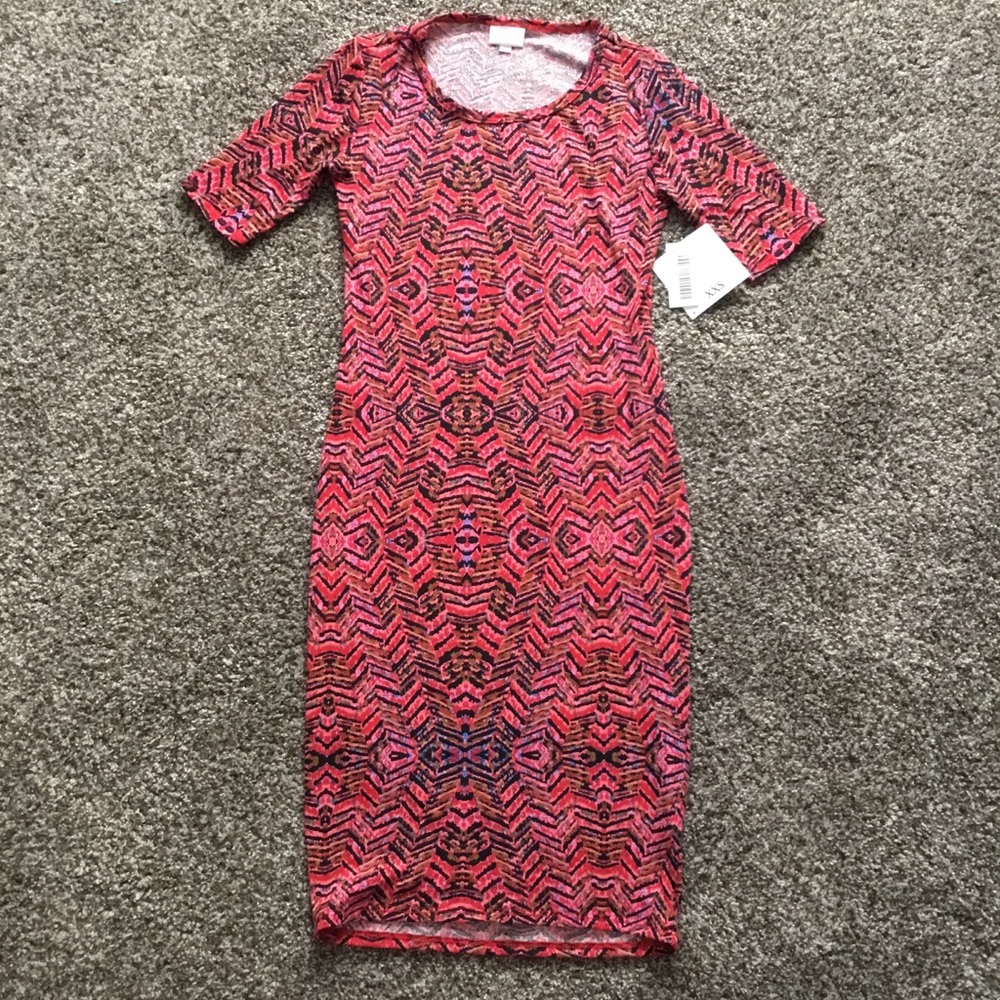SALE 🎉 LuLaRoe Pink Julia XXS